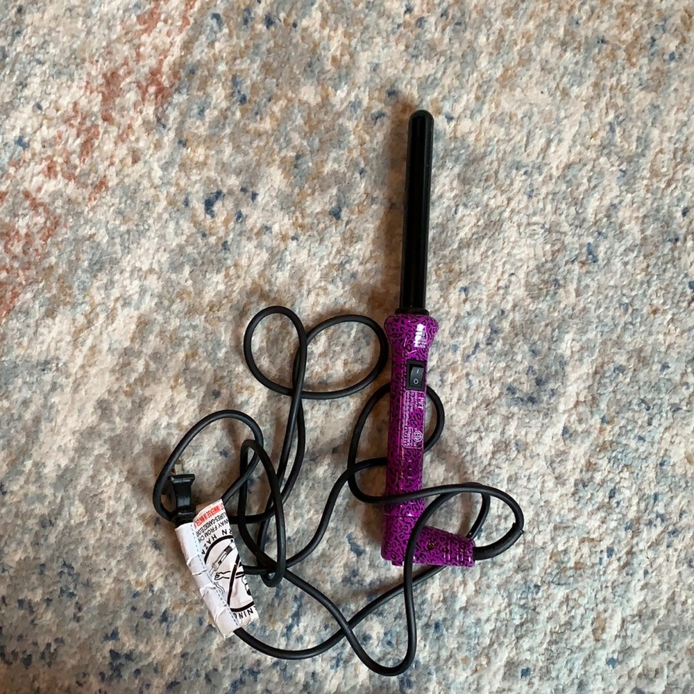 One inch curling iron